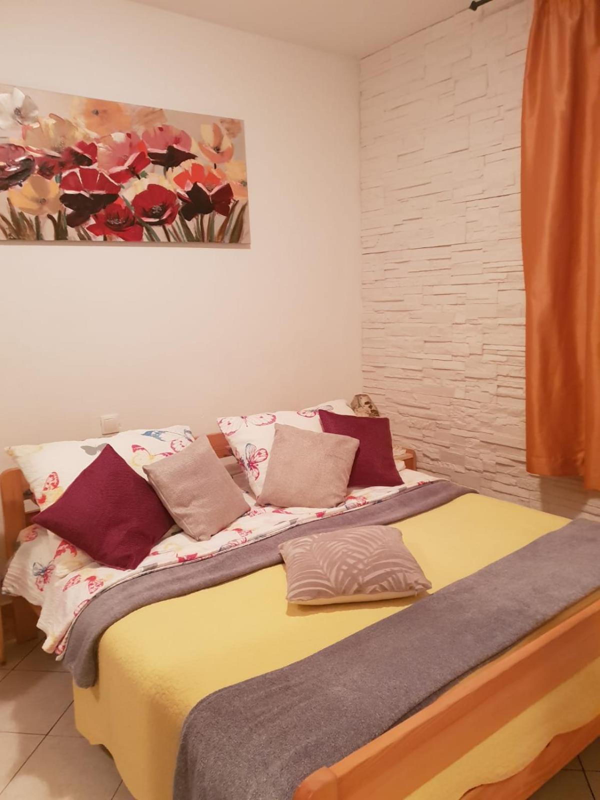 Villa Mateja โนวาลยา ภายนอก รูปภาพ