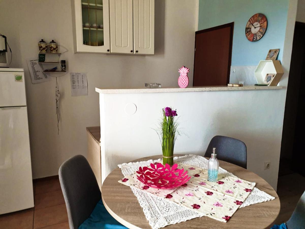 Villa Mateja โนวาลยา ภายนอก รูปภาพ